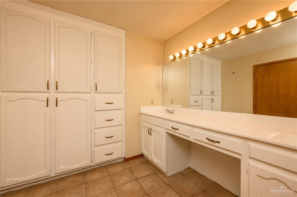 26086 Rabb Road, La Feria, Texas image 15