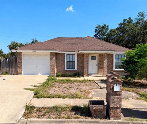 Homes For Sale - 3500 Paula Avenue<br/> Hidalgo County, McAllen, TX 78503