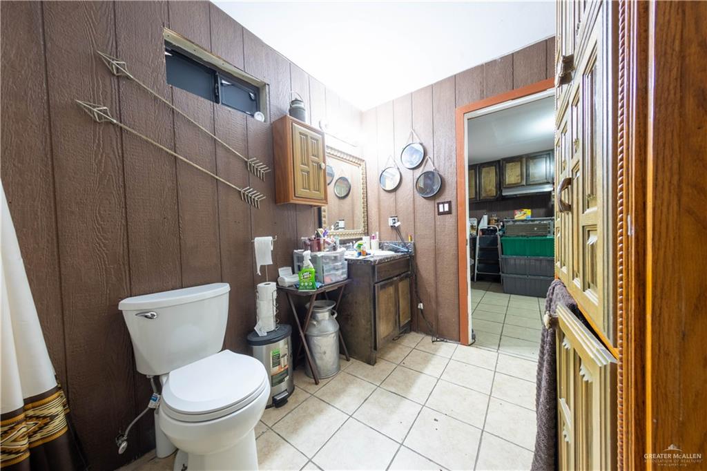 1708 N De La Rosa Drive, Donna, Texas image 4