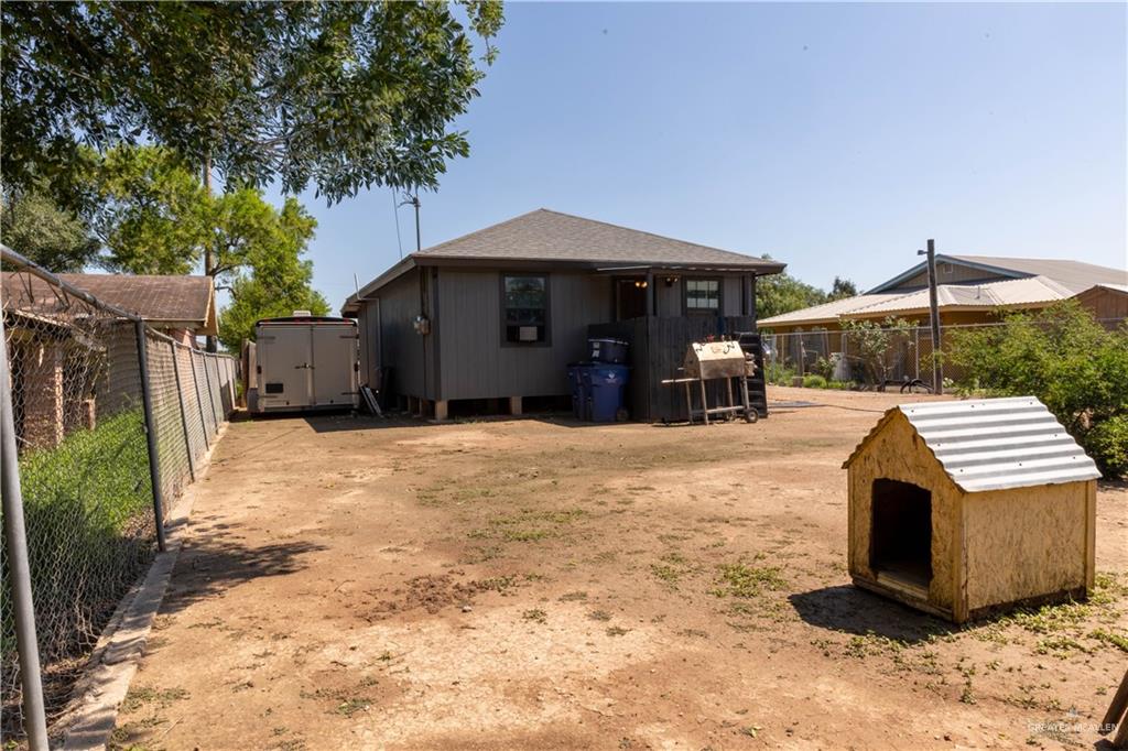 1708 N De La Rosa Drive, Donna, Texas image 6