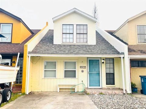 Photo of 117B E Mezquite Street, South Padre Island, TX 78597 (MLS # 491067)