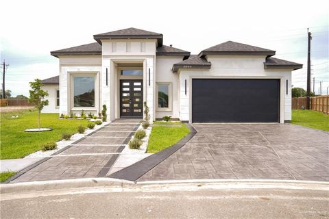Townhouse For Sale - 3006 Truman Avenue<br/> Mission, TX 78574