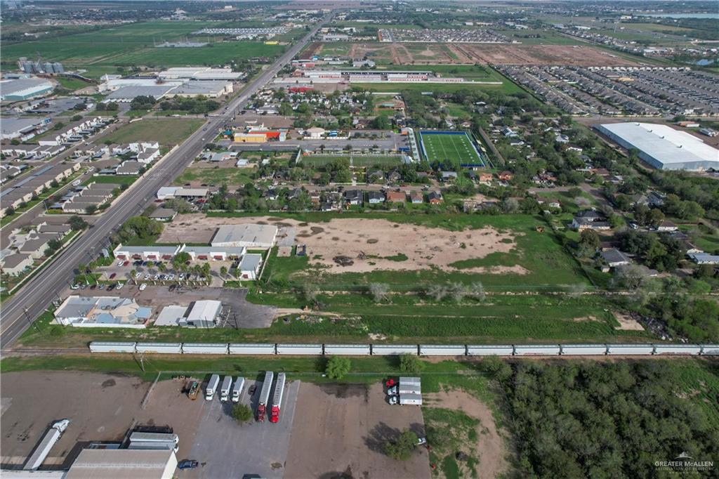 1222 N Closner Boulevard