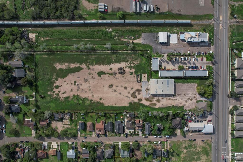 1222 N Closner Boulevard