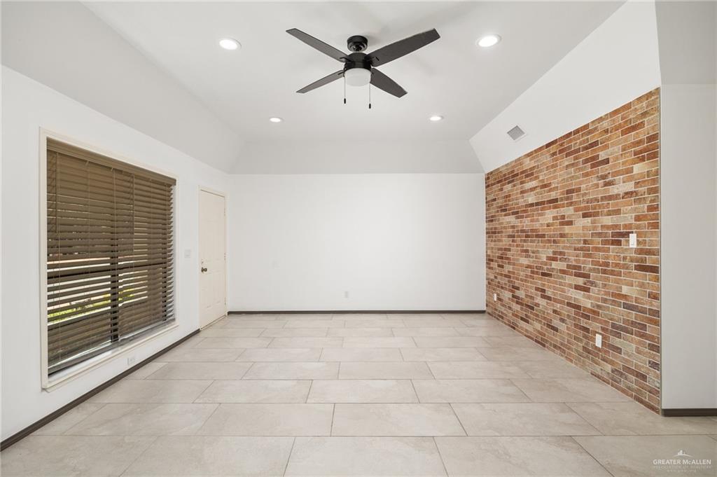 2115 S 3rd Street, McAllen, Texas image 2