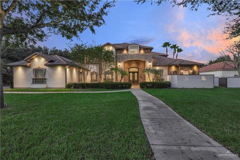 Homes For Sale - 1815 El Mileno Drive<br/> Palmhurst, TX 78573