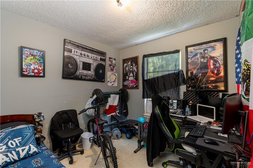 715 W La Quinta Drive, Pharr, Texas image 9