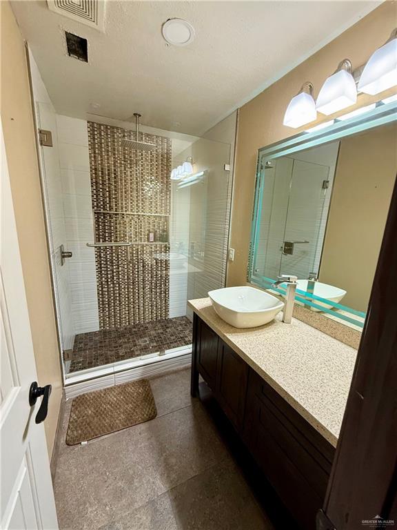 812 W Falcon Avenue, Pharr, Texas image 16