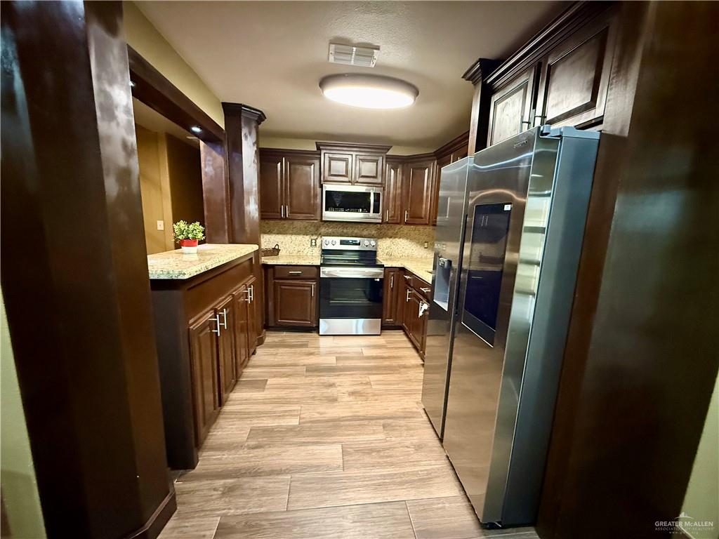 812 W Falcon Avenue, Pharr, Texas image 7