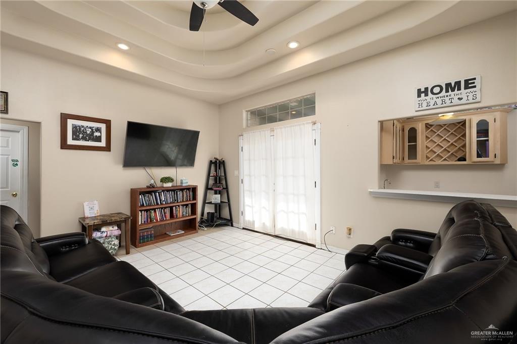 6800 N 35th Street, McAllen, Texas image 2