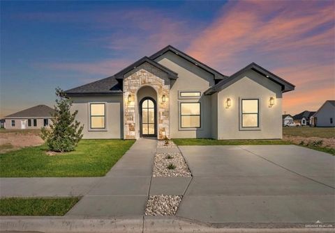 Condo For Sale - 1105 Baker Lane<br/> Edinburg, TX 78541