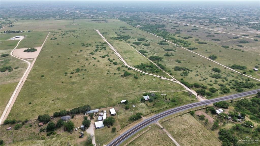 105 Las Primas Road, Encino, Texas image 5