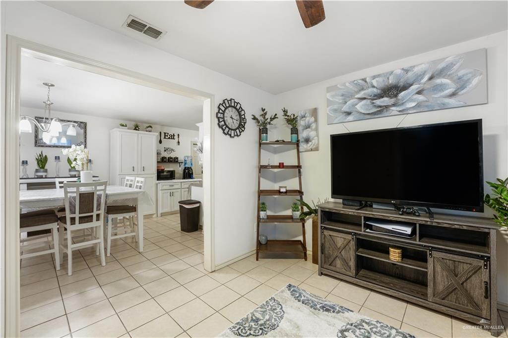 7113 S Habitat Circle, Pharr, Texas image 3