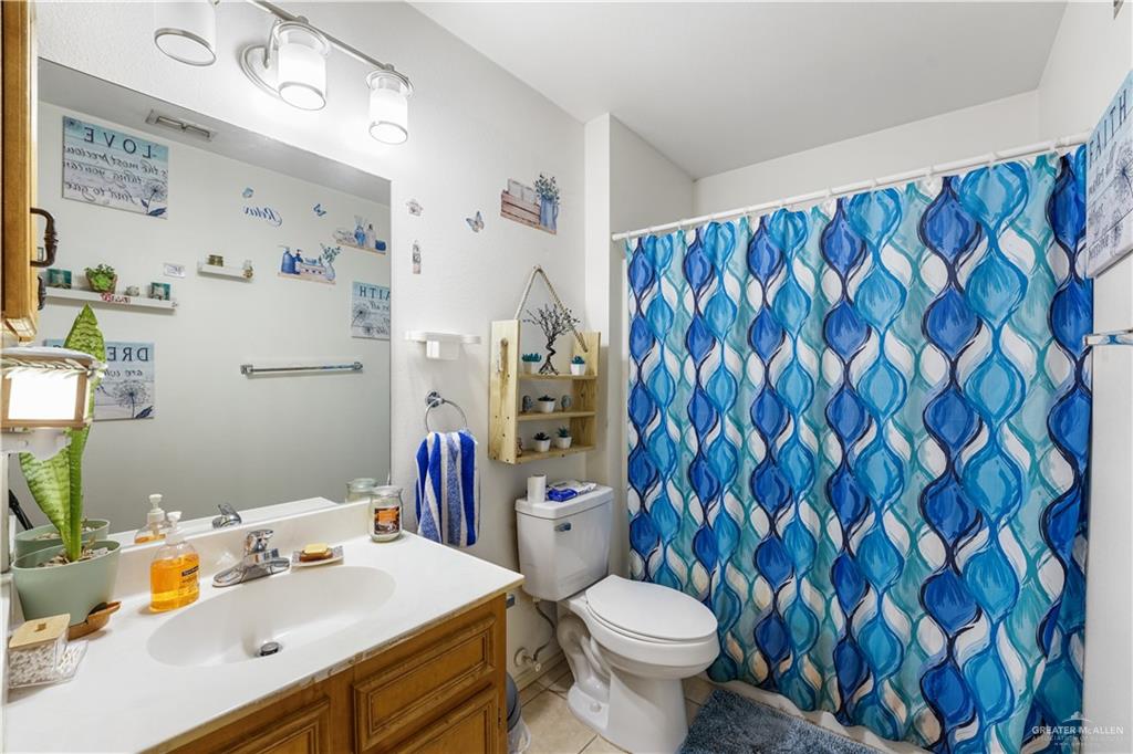 7113 S Habitat Circle, Pharr, Texas image 6