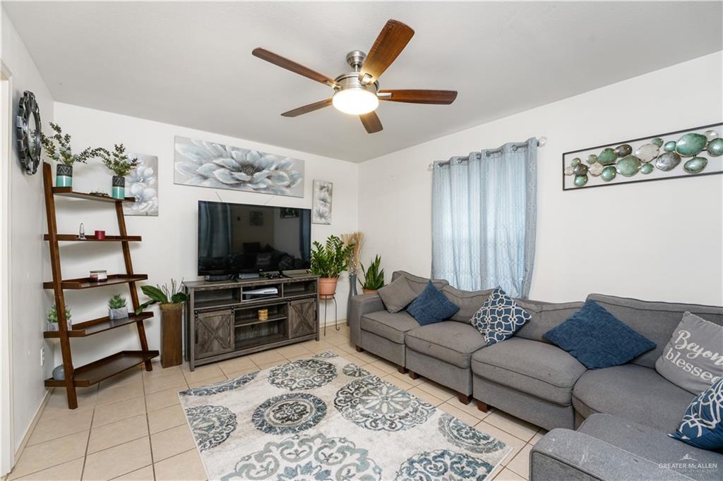 7113 S Habitat Circle, Pharr, Texas image 2