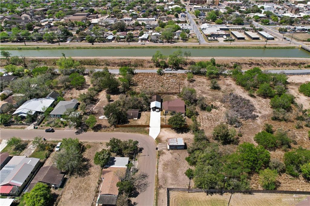 615 Iowa Street, Mercedes, Texas image 28
