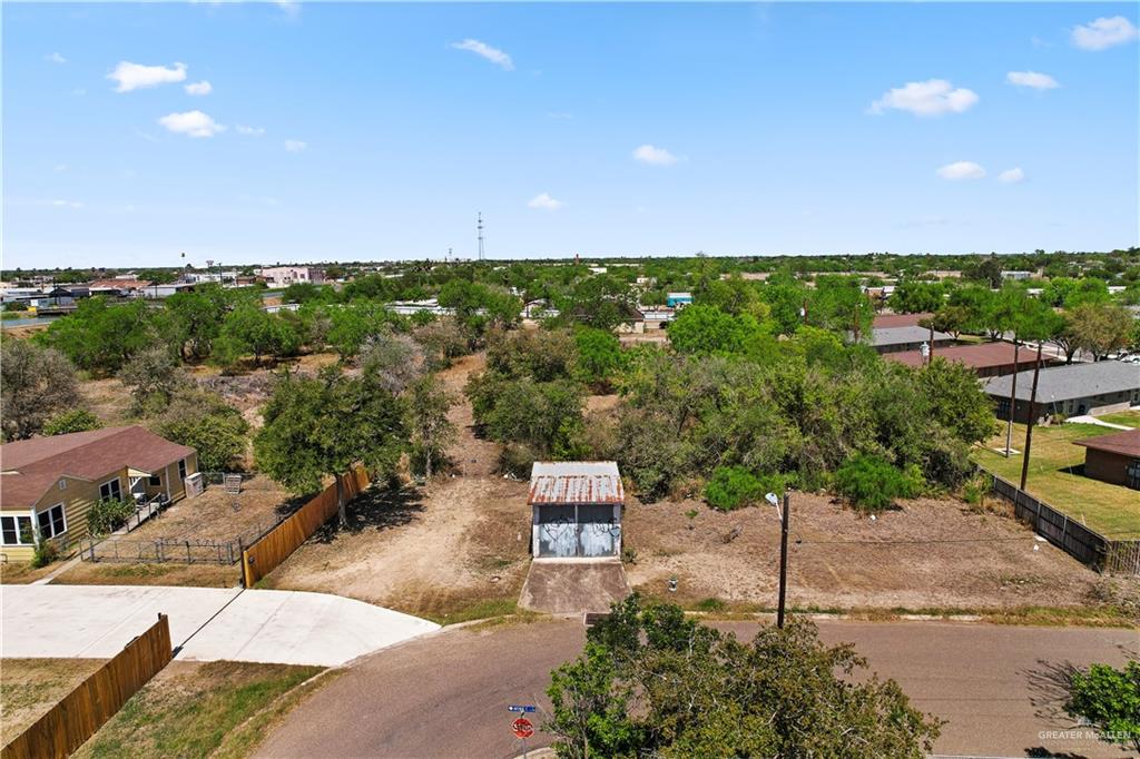 615 Iowa Street, Mercedes, Texas image 22