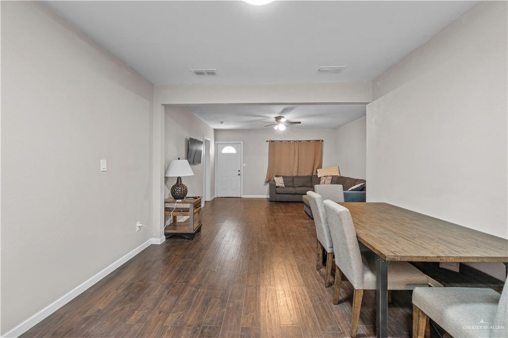 615 Iowa Street, Mercedes, Texas image 11