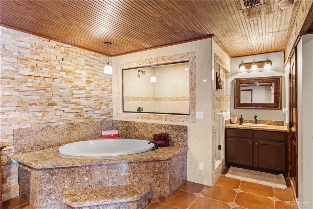 1461 Pino Street, Penitas, Texas image 13