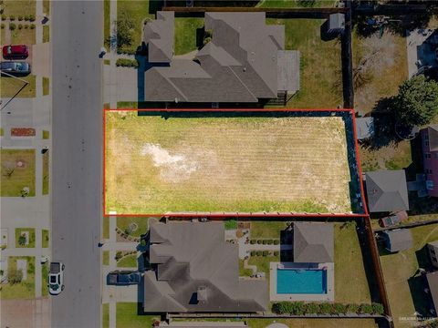 Vacant Land For Sale - 2220 Supreme Drive<br/> Edinburg, TX 78542