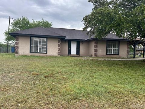 Homes For Sale - 500 E 4th Street<br/> Hidalgo County, La Villa, TX 78562