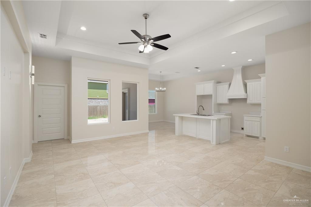 516 Pine Oak Street, Donna, Texas image 3
