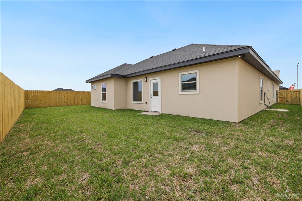 529 Candela Street, Edinburg, Texas image 20