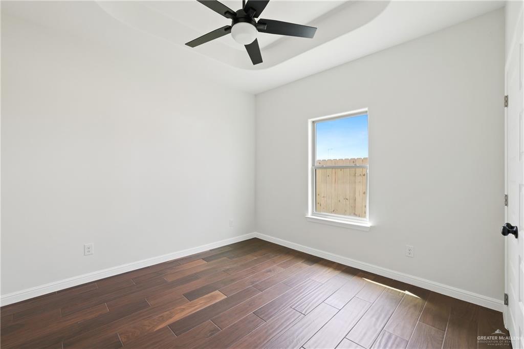 529 Candela Street, Edinburg, Texas image 8