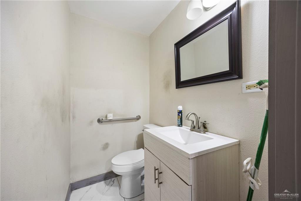 30916 State Highway 100 Highway