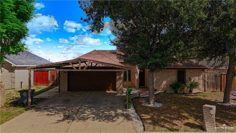 Homes For Sale - 4004 White Oak Drive<br/> Mission, TX 78573