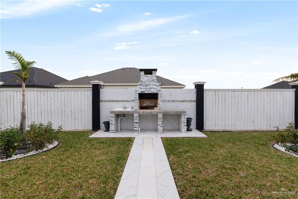 3108 E Bella Vista Avenue, Alton, Texas image 7