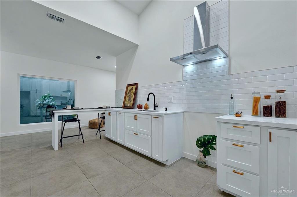 2625 Warbler Avenue, McAllen, Texas image 7