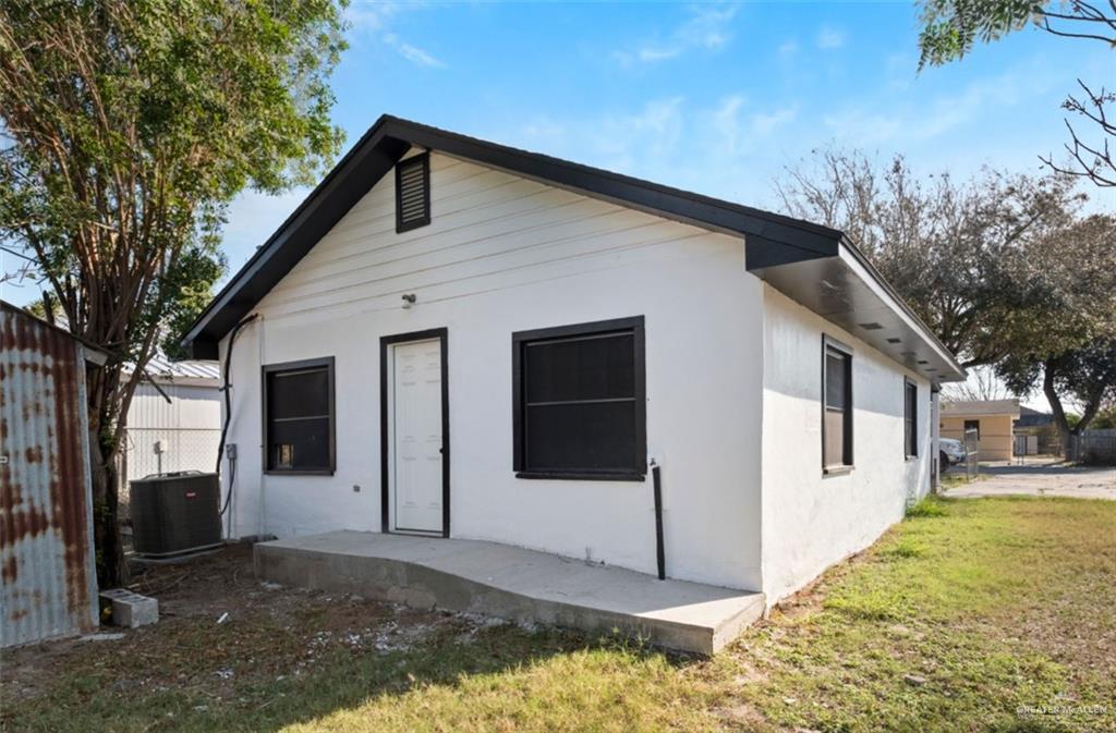 2001 N Cancun Drive, San Juan, Texas image 12