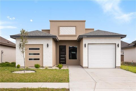 Photo of 5928 N Playa Del Sol Street, Edinburg, TX 78542 (MLS # 497924)