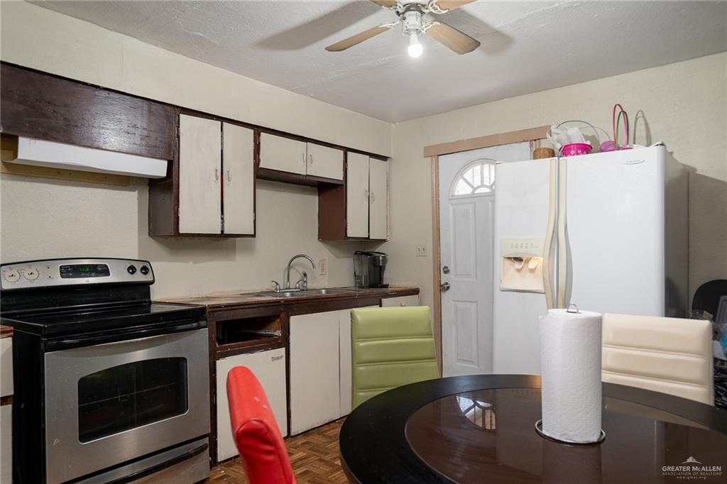 1237 W Hackberry Avenue, Alamo, Texas image 5