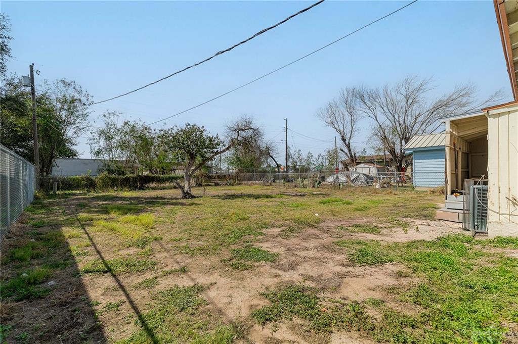 1237 W Hackberry Avenue, Alamo, Texas image 11