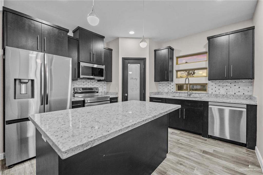 1316 W Franklin Avenue, Alton, Texas image 3