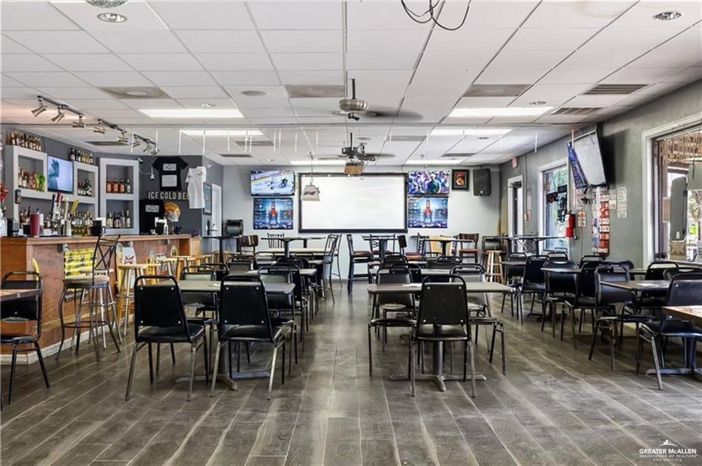 1810 W Griffin Parkway