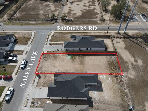 Vacant Land For Sale - 2805 N Alyna Avenue<br/> Edinburg, TX 78541
