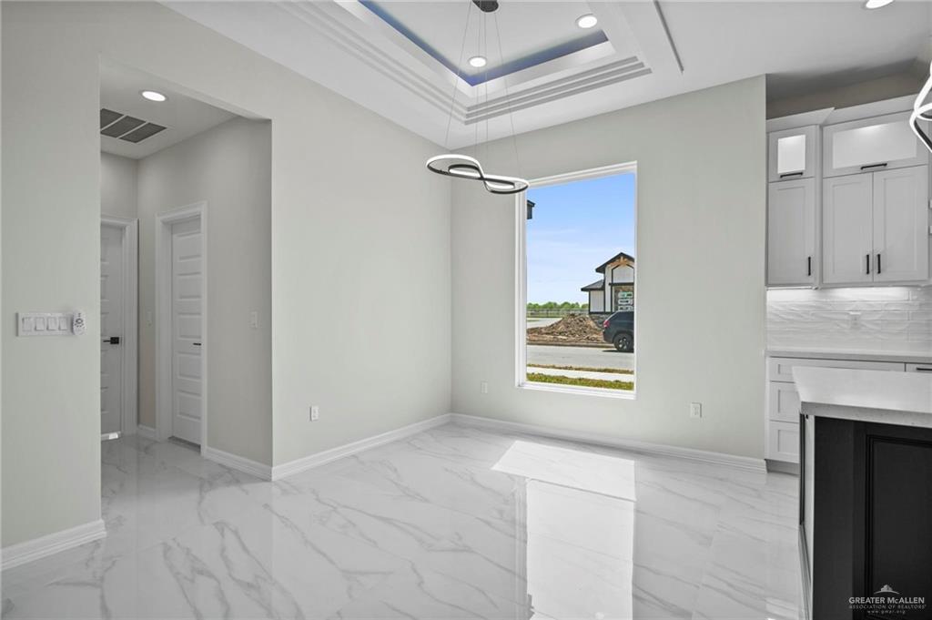2213 N Venice Avenue, Edinburg, Texas image 7