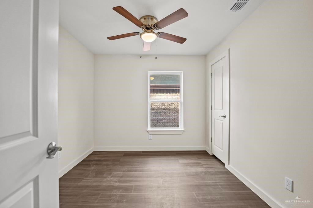 2218 Fir Avenue, McAllen, Texas image 11