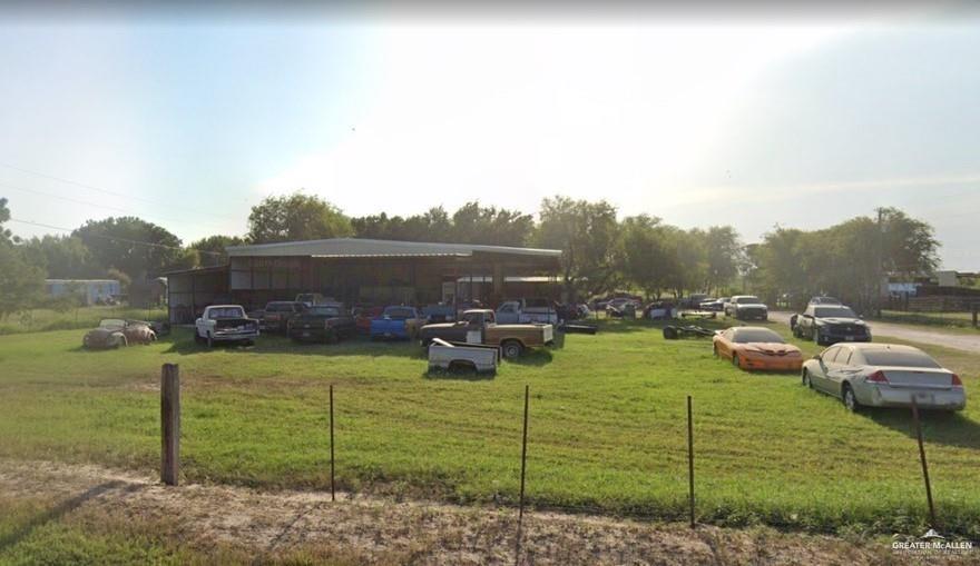 4315 N Cesar Chavez Road