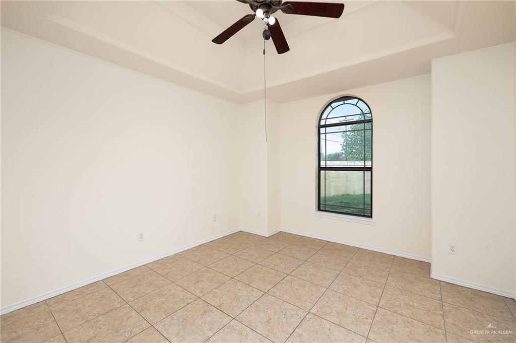 1502 N Popotillo Avenue, Edinburg, Texas image 8