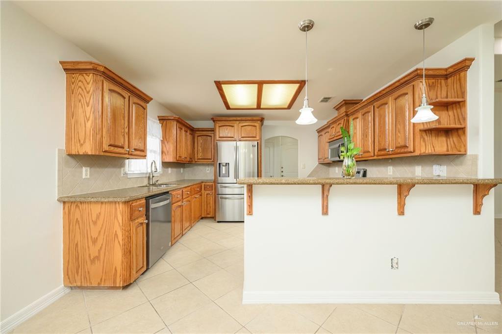 1710 Christian Circle, Harlingen, Texas image 6