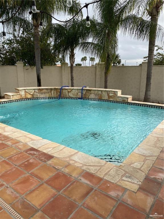 6004 N Cynthia Street, McAllen, Texas image 2