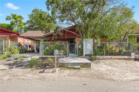 Homes For Sale - 607 N Texas Street<br/> Starr County, Rio Grande City, TX 78582