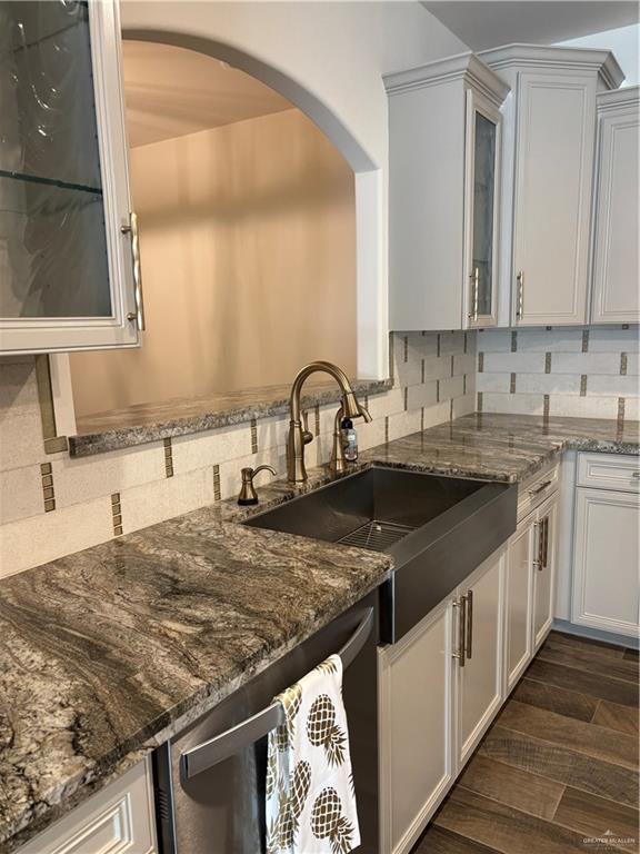 605 E Thornhill Avenue, McAllen, Texas image 4