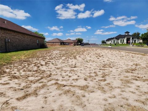 Vacant Land For Sale - 504 N Kika De La Garza Boulevard<br/> La Joya, TX 78560