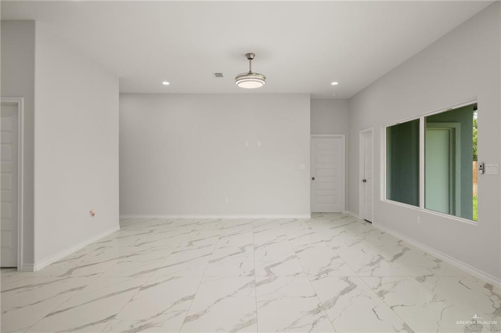 9218 N 25th Street, McAllen, Texas image 4