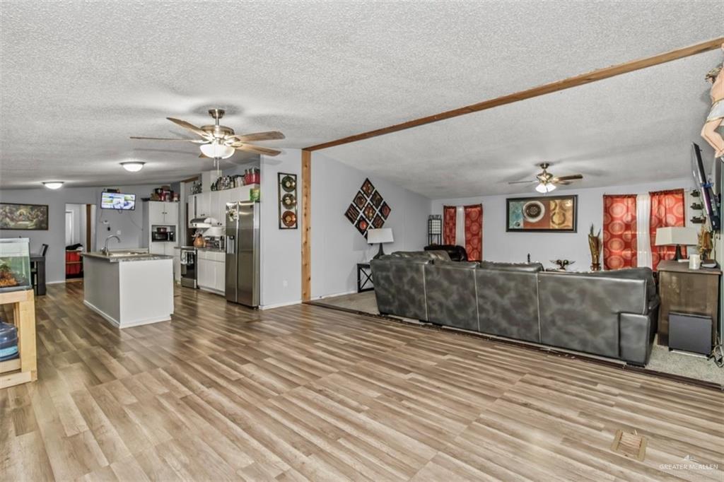 5115 Dirk Ryan Avenue, Edinburg, Texas image 2